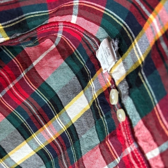J. Crew Oxford plaid men’s button down shirt. Size Medium - Picture 9 of 10
